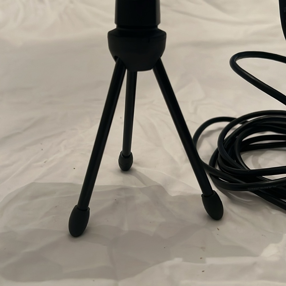Microphone - Picture 5 of 5